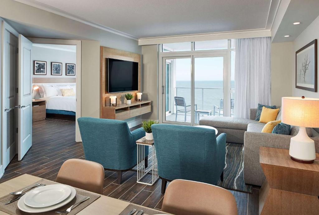 Romantic oceanview stay with sunset views