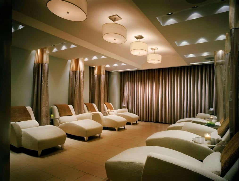 Modern 1BR Suite | Perfect for Couples & Families