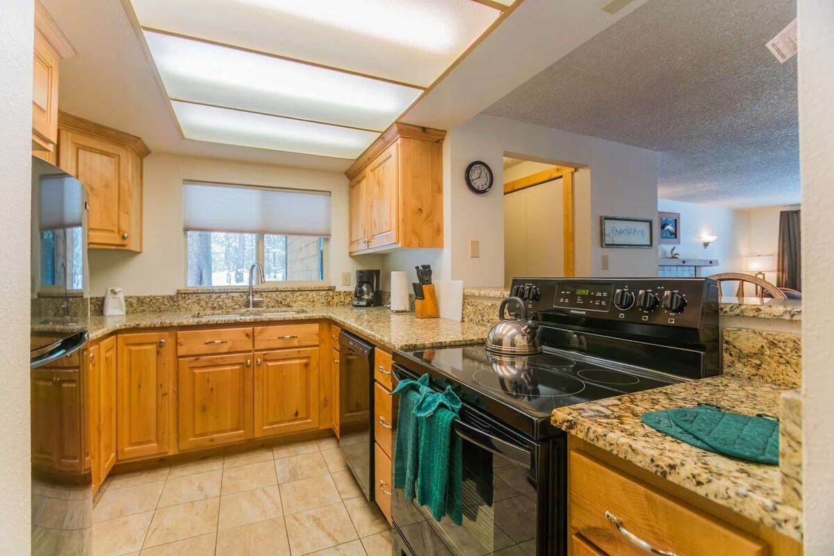 Timbers at Island Park 1 Bedroom