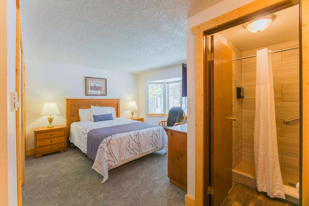 Timbers at Island Park 1 Bedroom