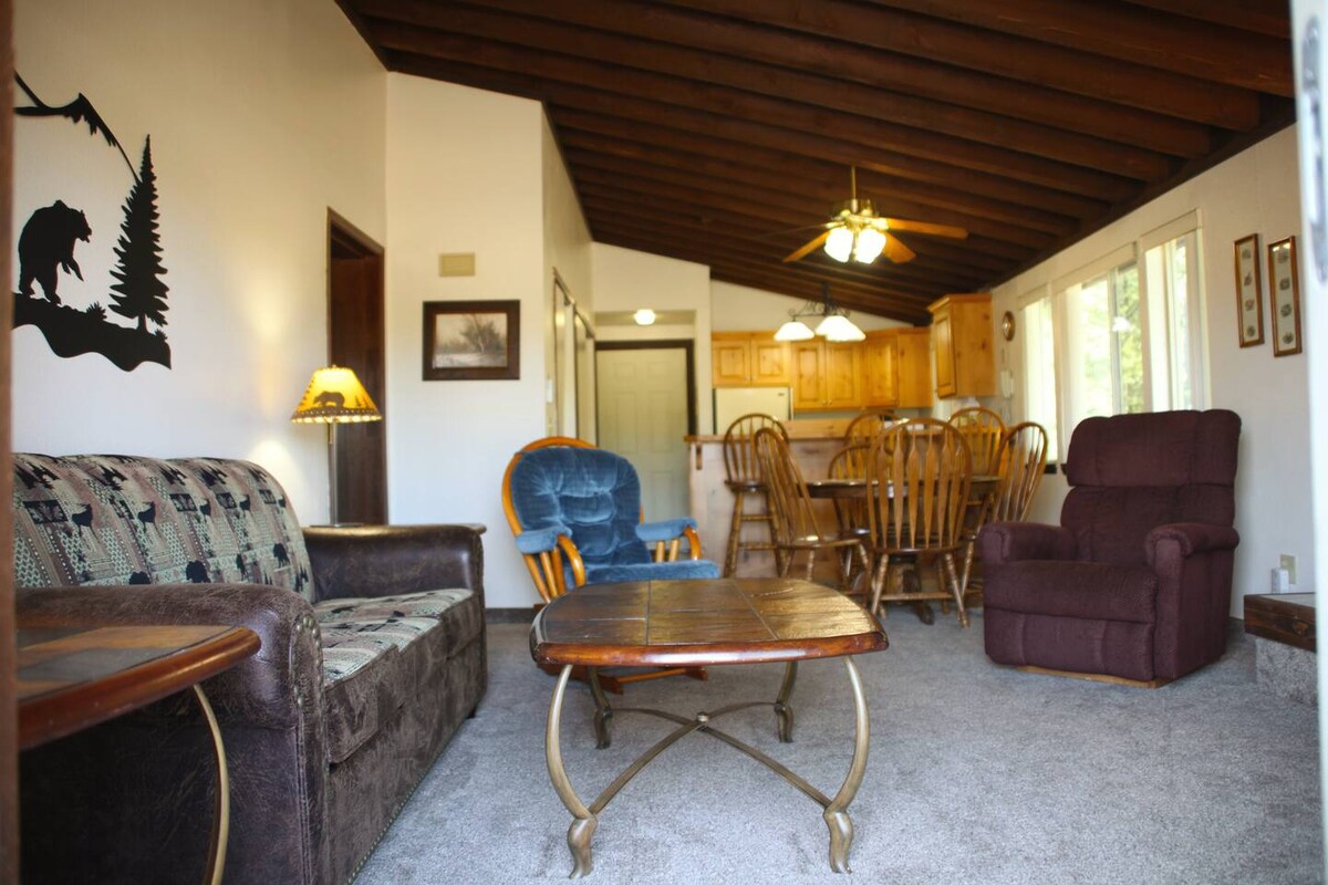 Timbers at Island Park Village Resort 2br