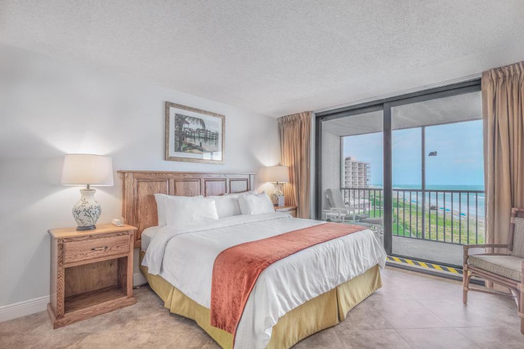Turtle Reef Club 2br