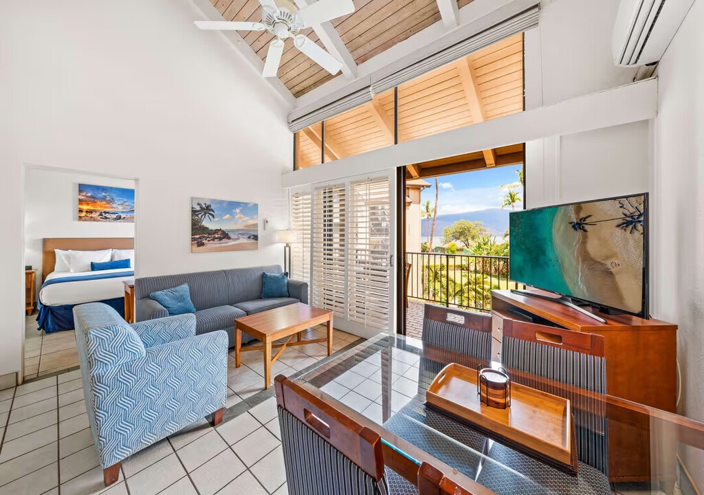 Beachfront 2BR Retreat w/ Balcony at Maui Schooner Resort