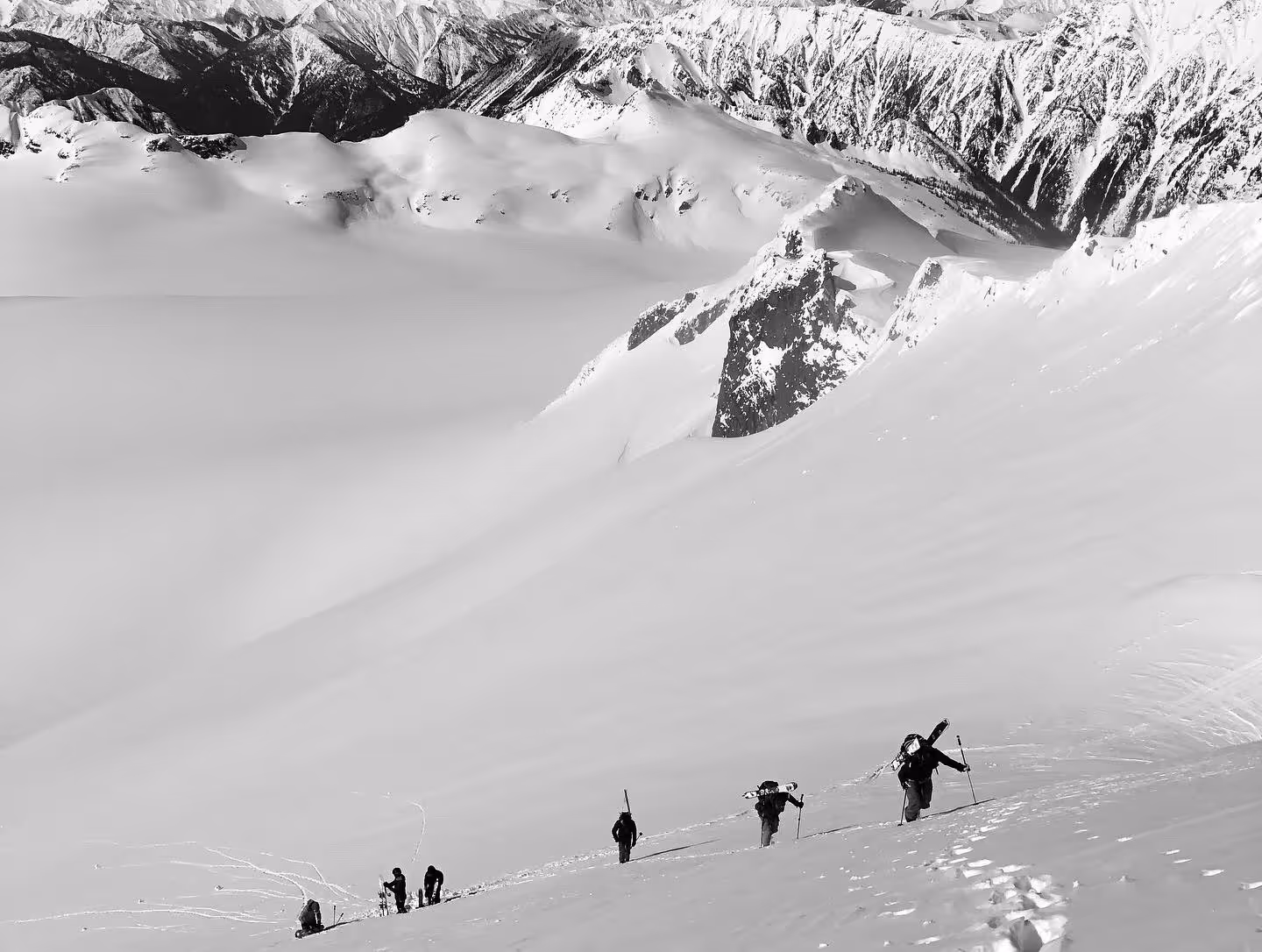 ski traverse, ski touring 