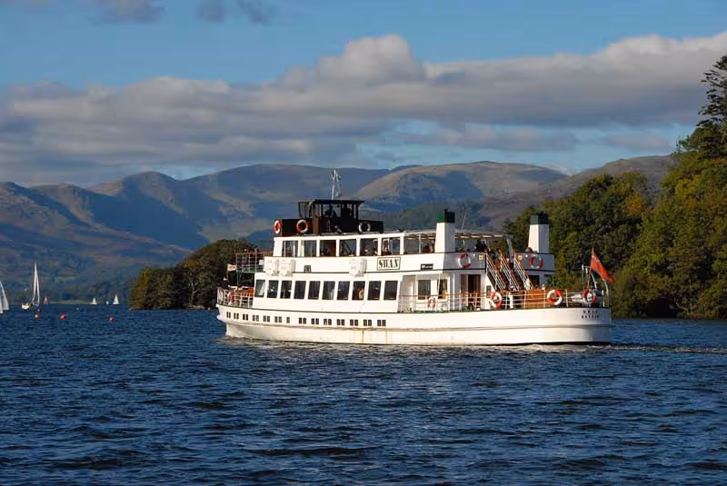 Cruise Lake Windermere