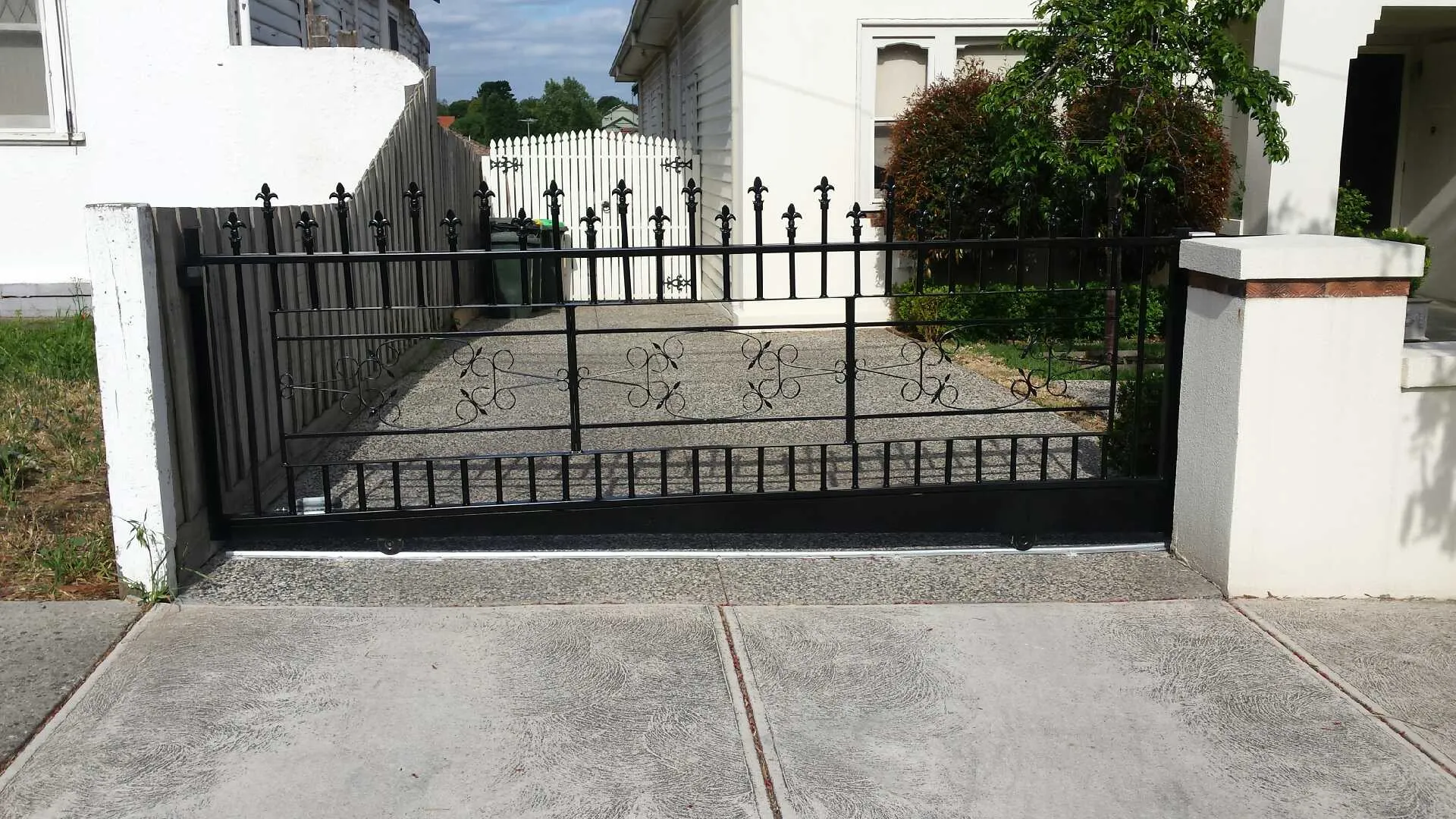 speartop-steel-residential-gate-automatic
