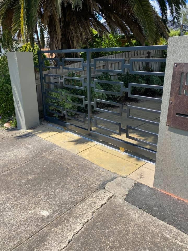 Custom geometric electric sliding driveway gate at a Glenroy residence