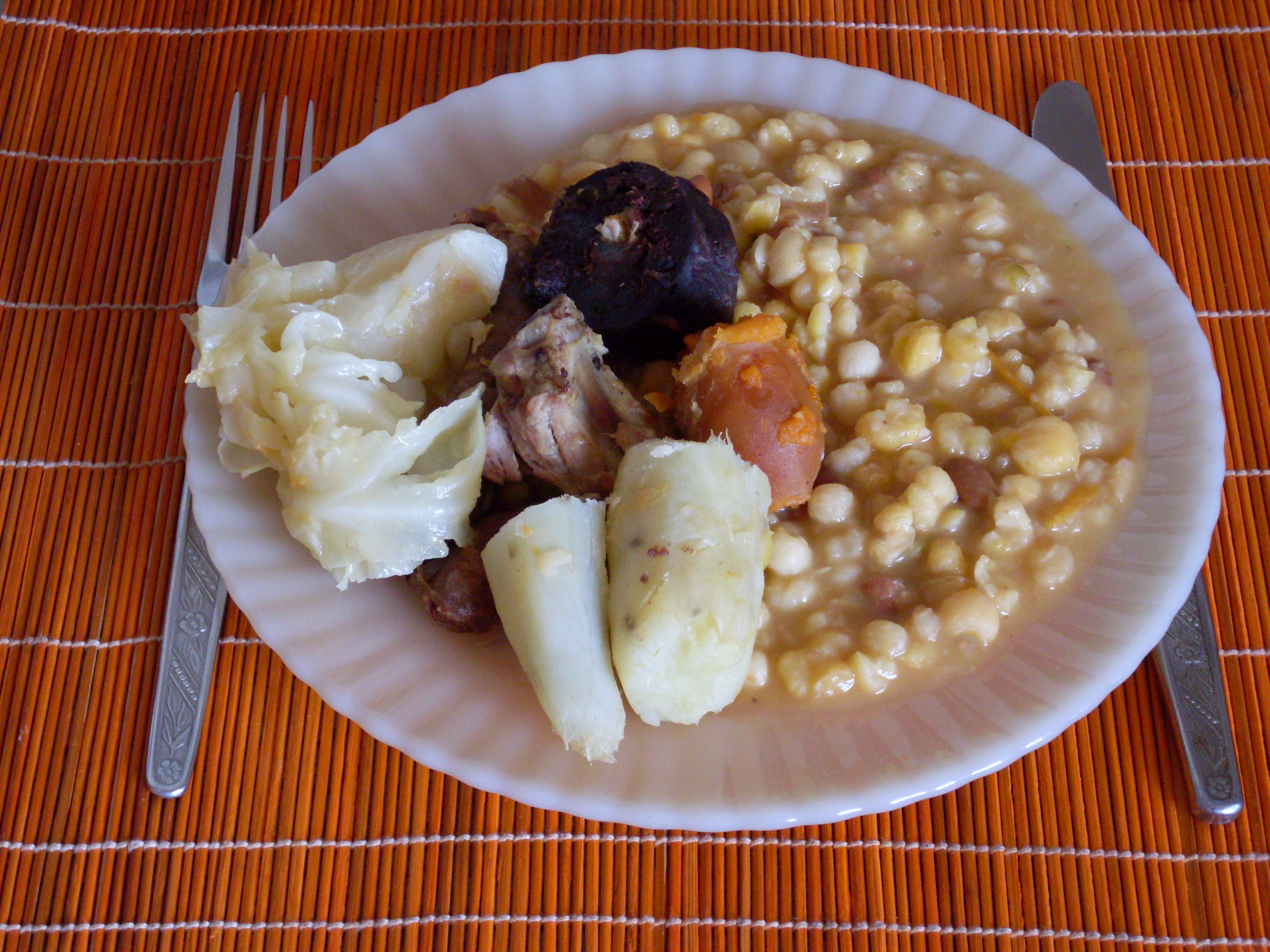 Cachupa, plato típico de Cabo Verde