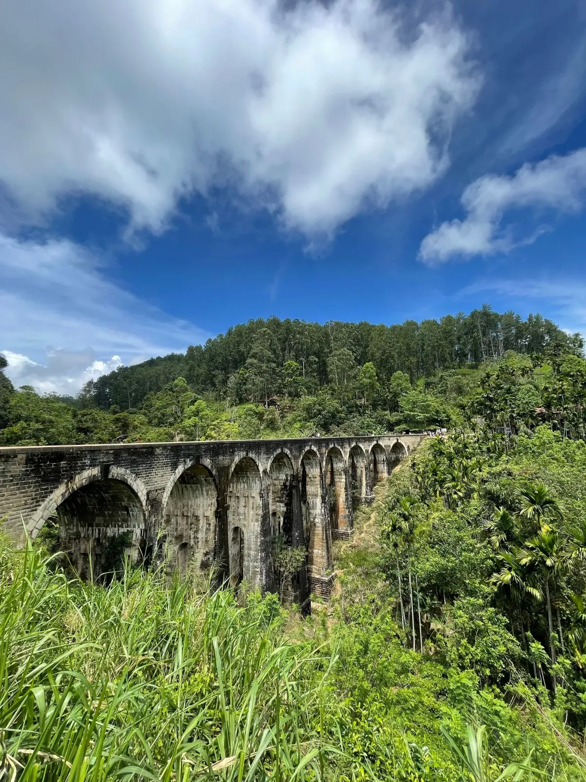 Puente de los Nueve Arcos en Ella, Sri Lanka