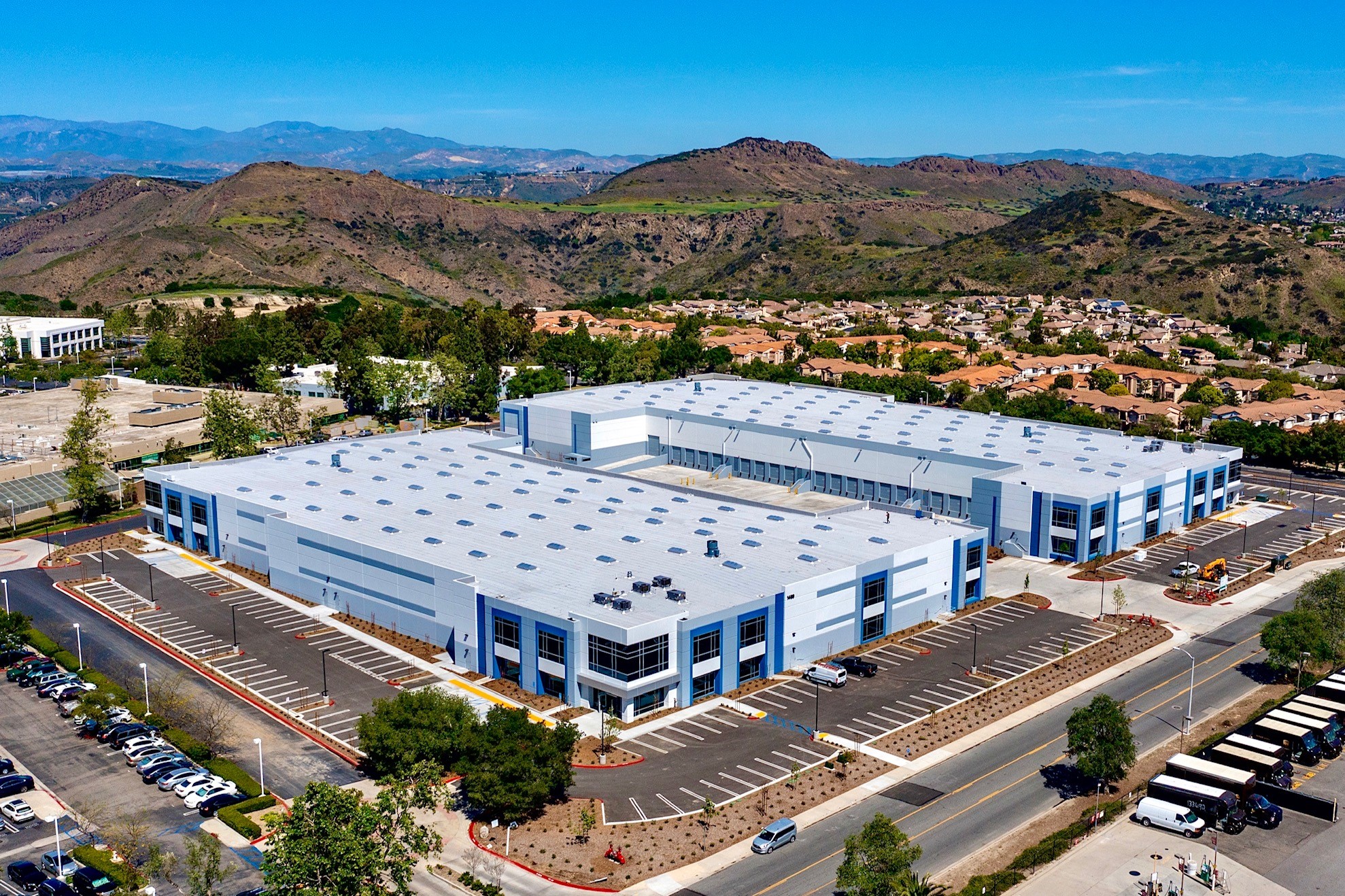 SRG Commercial Sells Two New Buildings In Conejo Spectrum in Thousand Oaks, CA