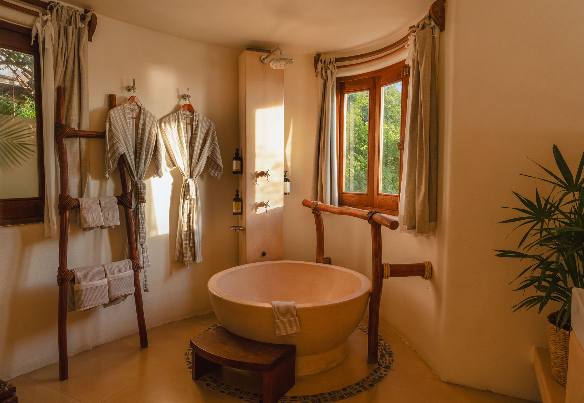 Master Suite I