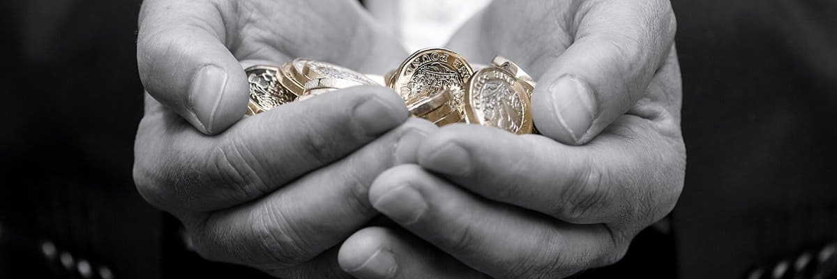 Top cyber criminal earnings outpace those of business leaders