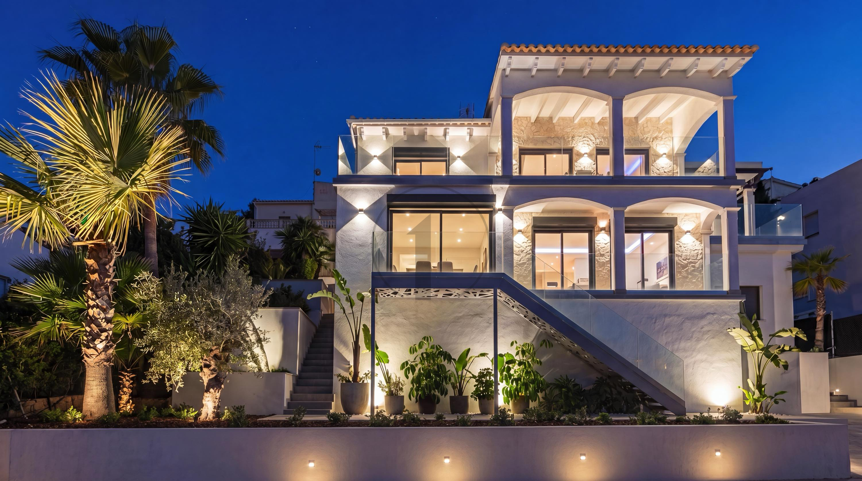 Sea Cliff Villa