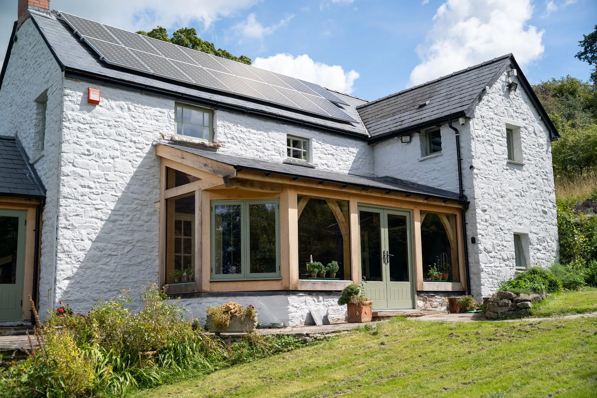 The oak frame extension at Ty Fry, Crickhowell