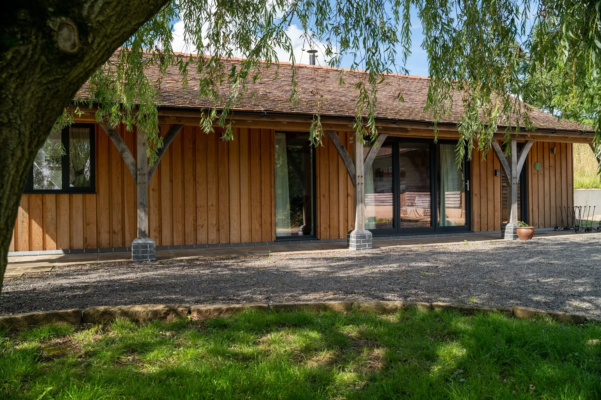 Oak frame annexe at Usk