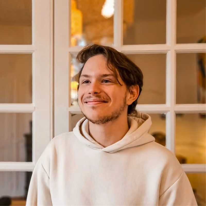 Portrait of a Mound Studio client