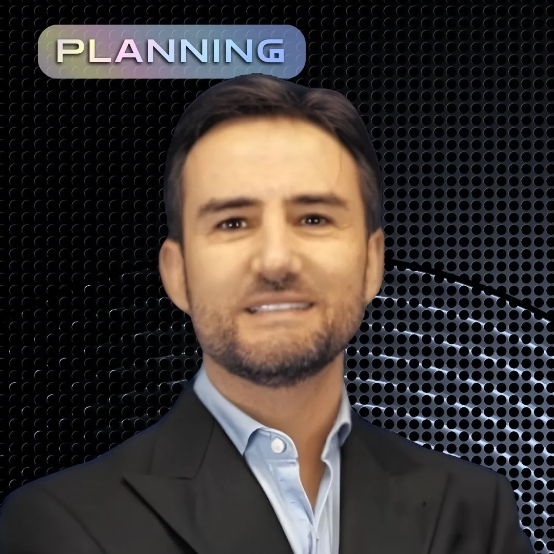 Portrait of Bartolomé Pérez, Strategy Consultant at Keenfunnel
