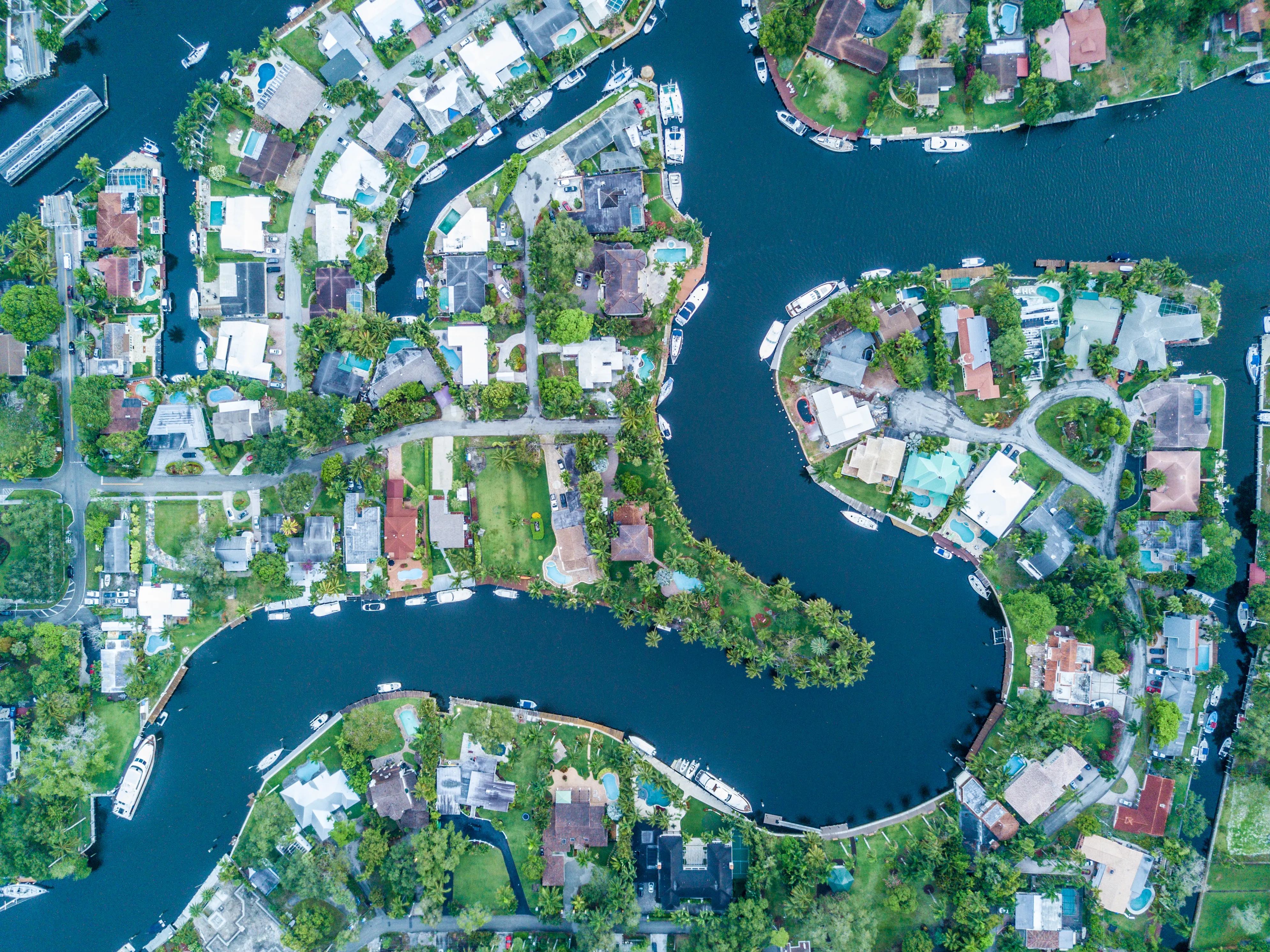 Aerial photograph of the Tarpon River neighborhood, Fort Lauderdale