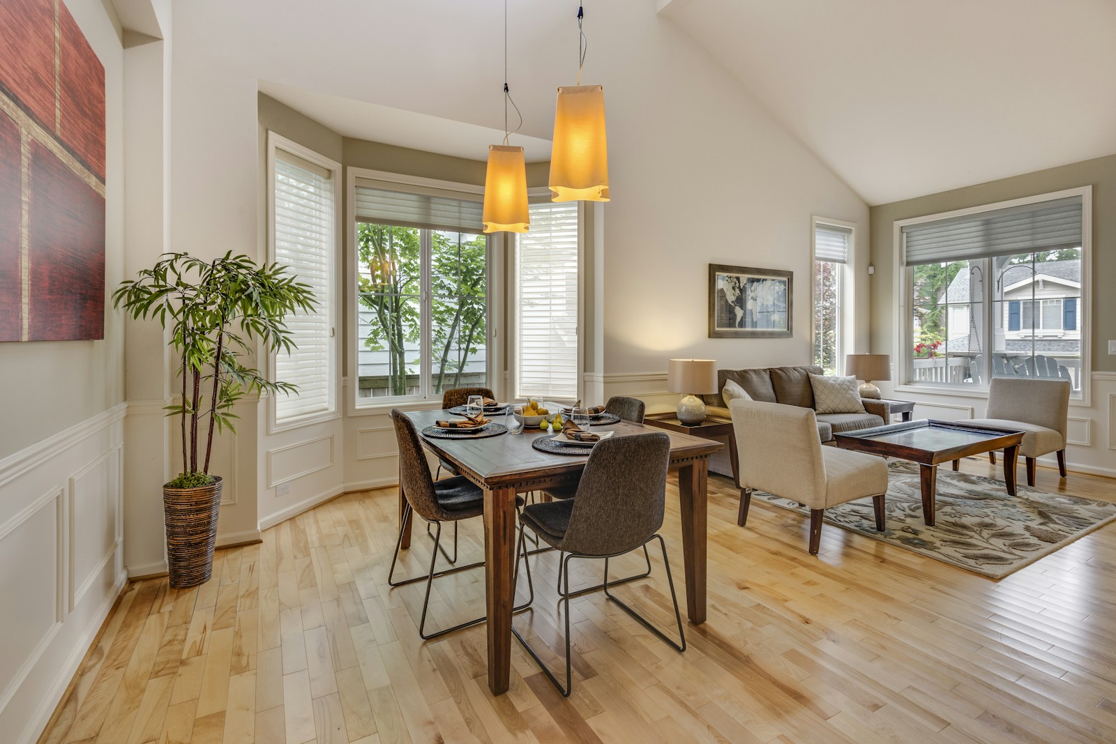 Spacious furnished living and dining room