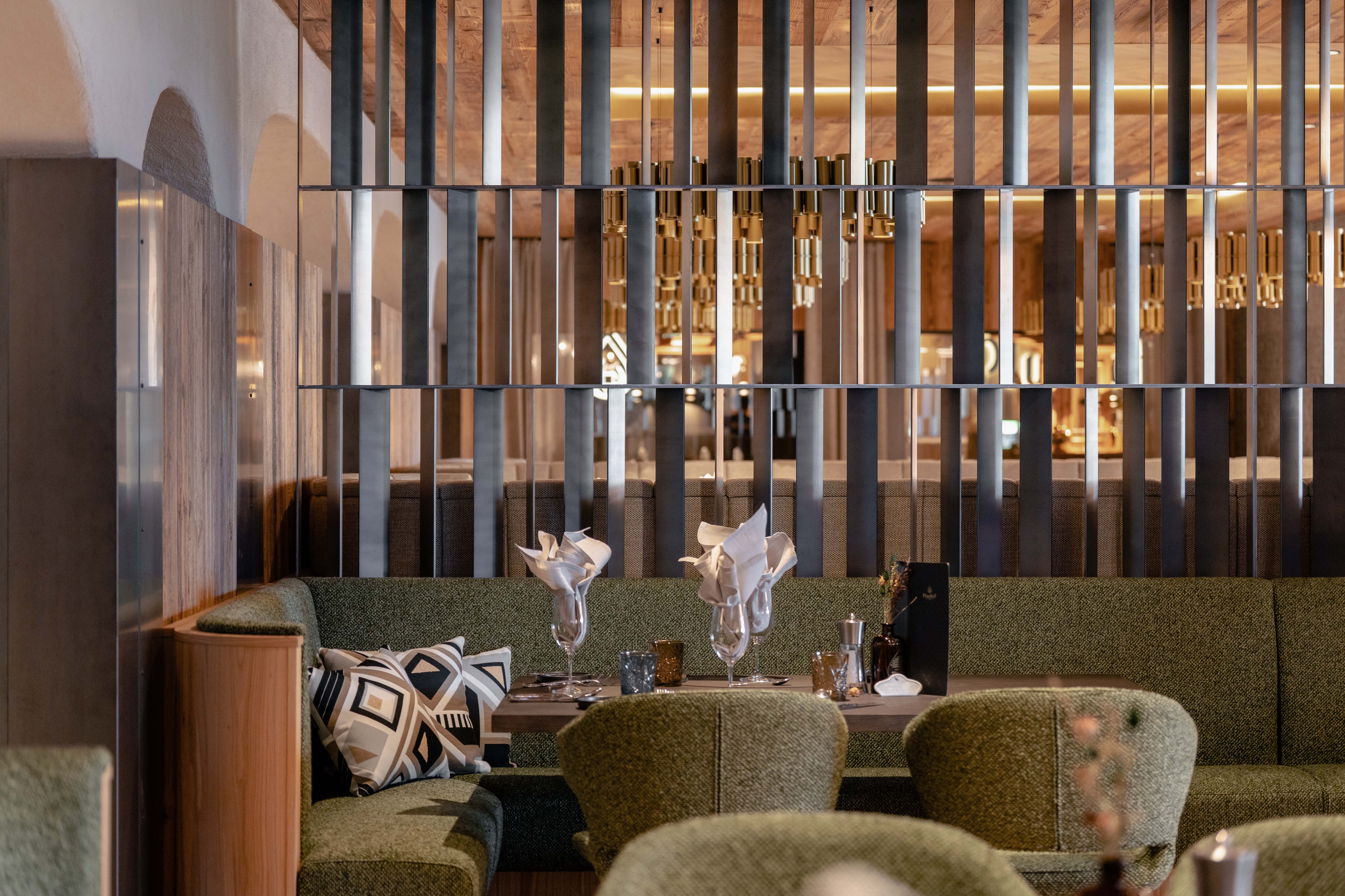 Hotel Plunhof | J.MD Joham Metalldesign