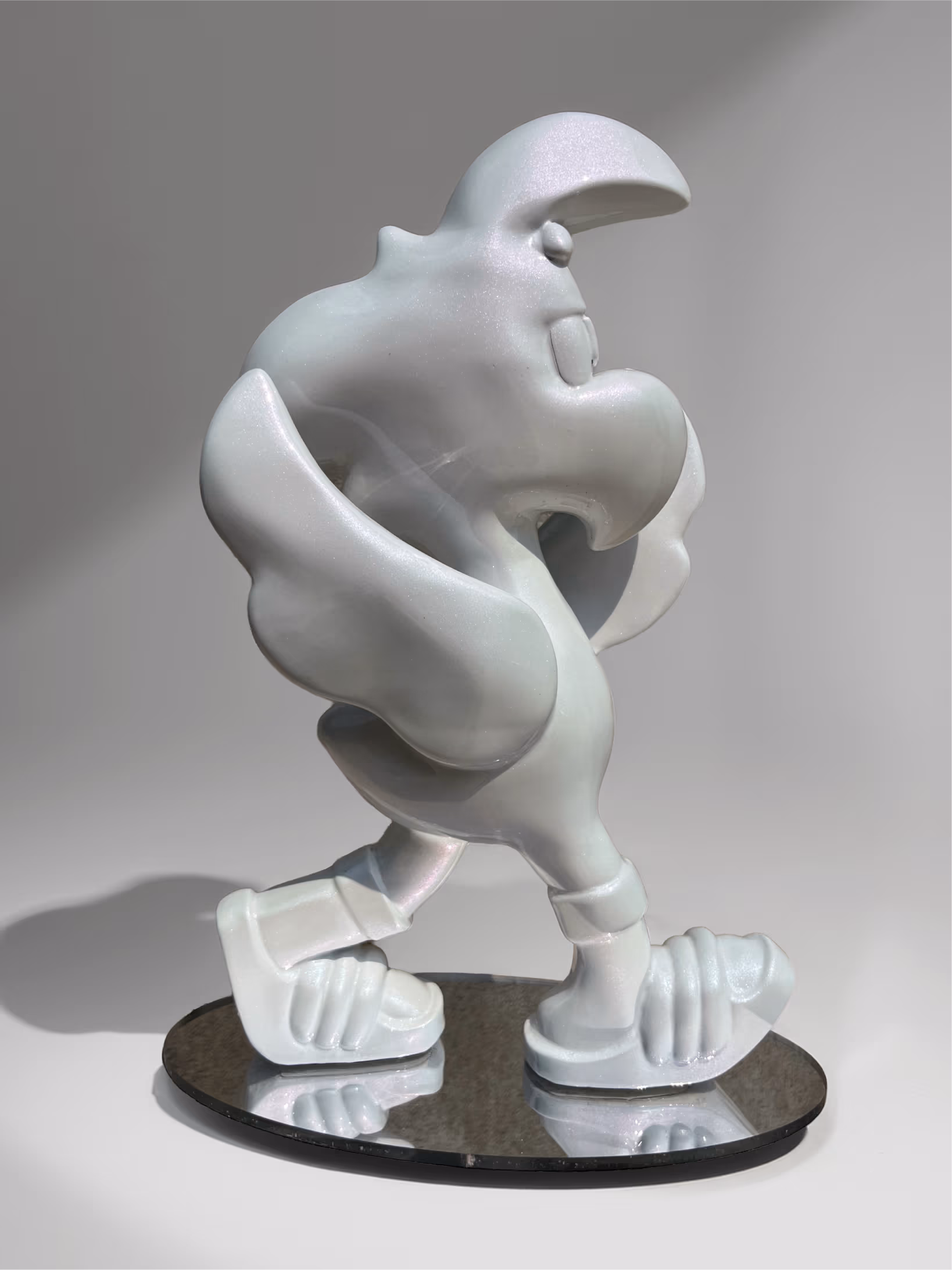 Sculpture Roger le Flamant Rose n°2, finition blanc nacré