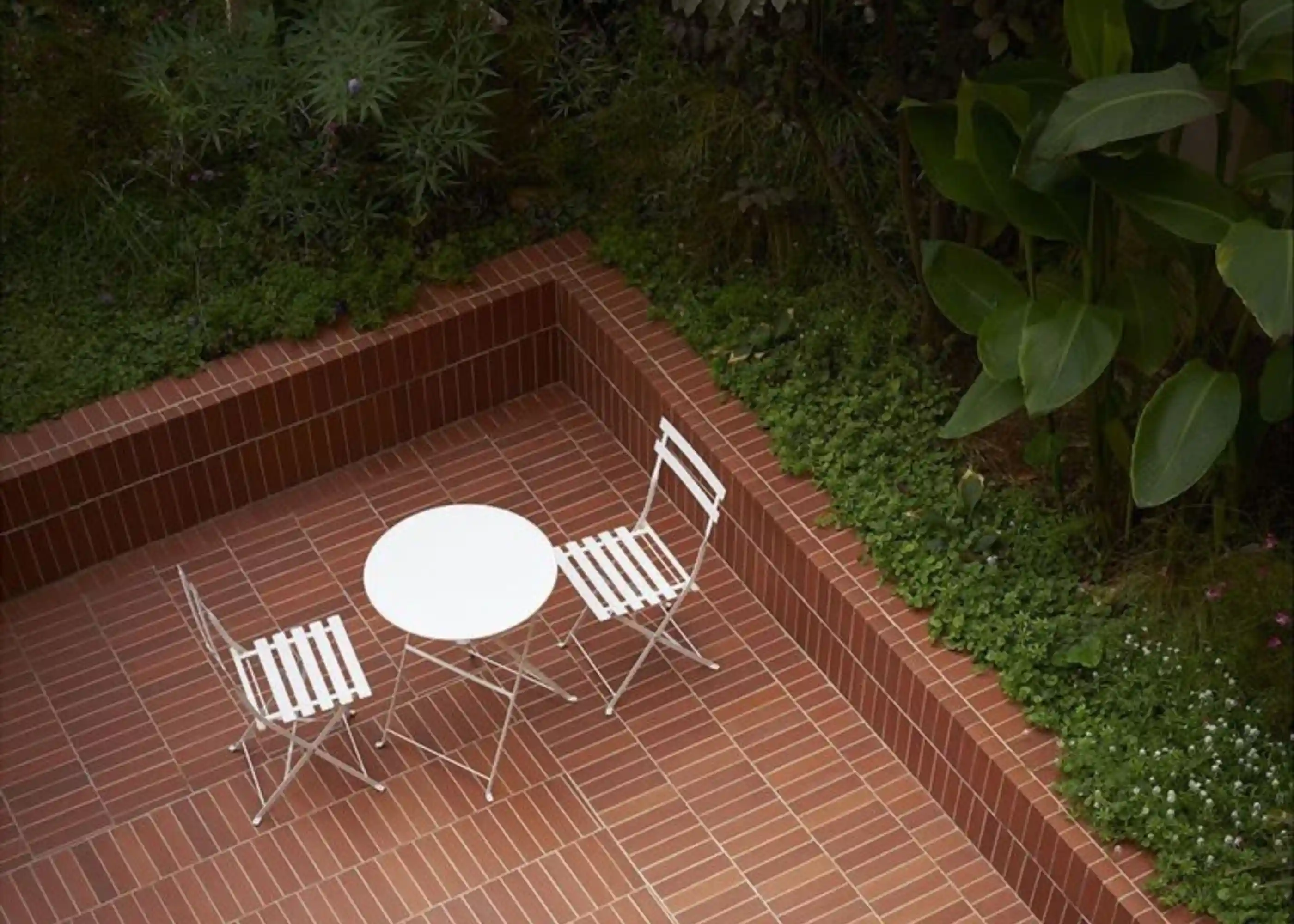 Patio minimaliste aux accents méditerranéens, Pinterest