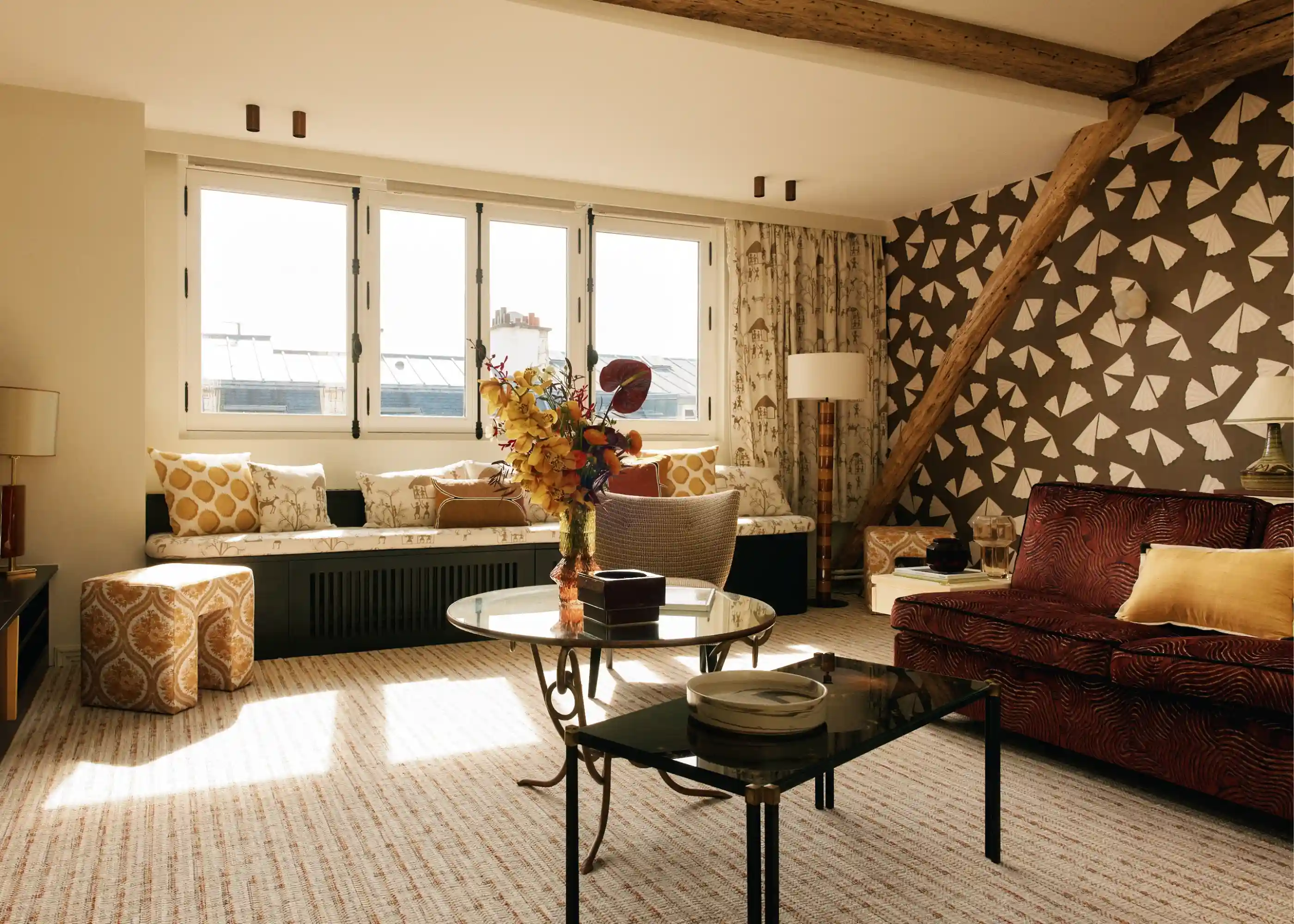 Family room mansardée sous les toits