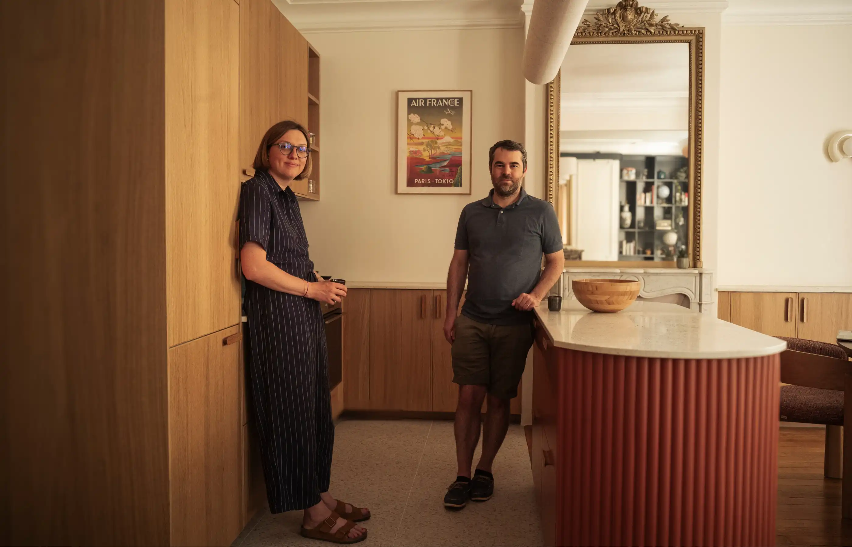 Mur-Murs : Inside Laurène & Romain’s home, in Paris’ 9ᵗʰ arrondissement