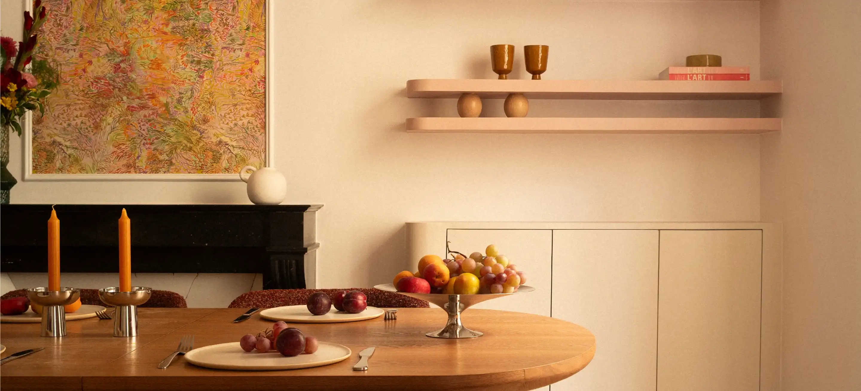 Salle à manger d'appartement rénové