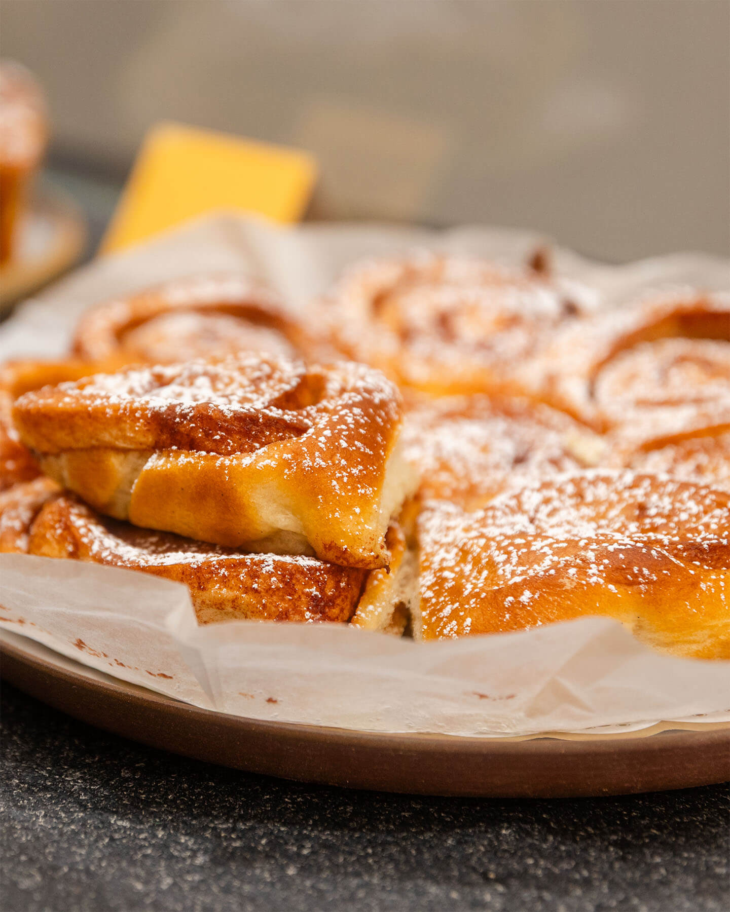 De lekkere kaneelrollen van bakkerij 't Oventje