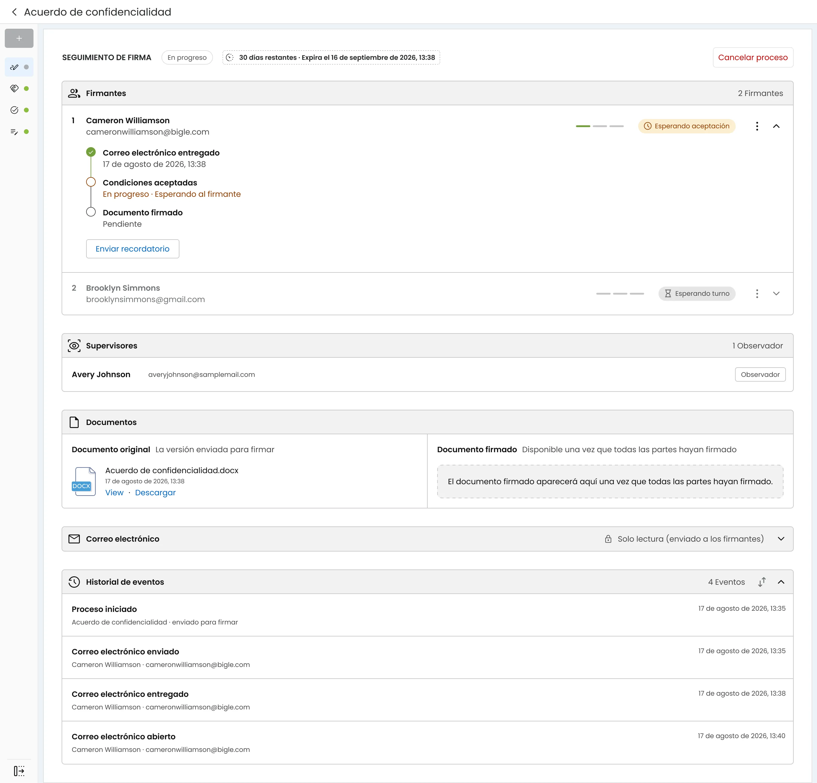 Captura de pantalla de una plataforma de firma electrónica que muestra el seguimiento de un acuerdo de confidencialidad, el estado de los firmantes, los documentos y el historial de eventos.