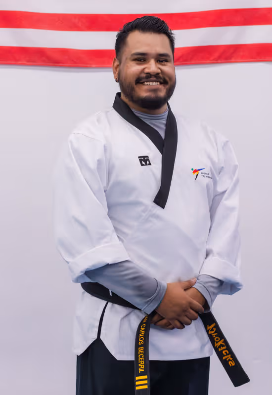 Instructor Juan Carlos Becerril