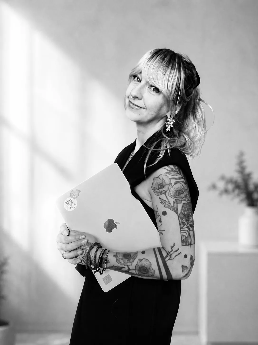 Sandra Dax - Background in schwarz weiß