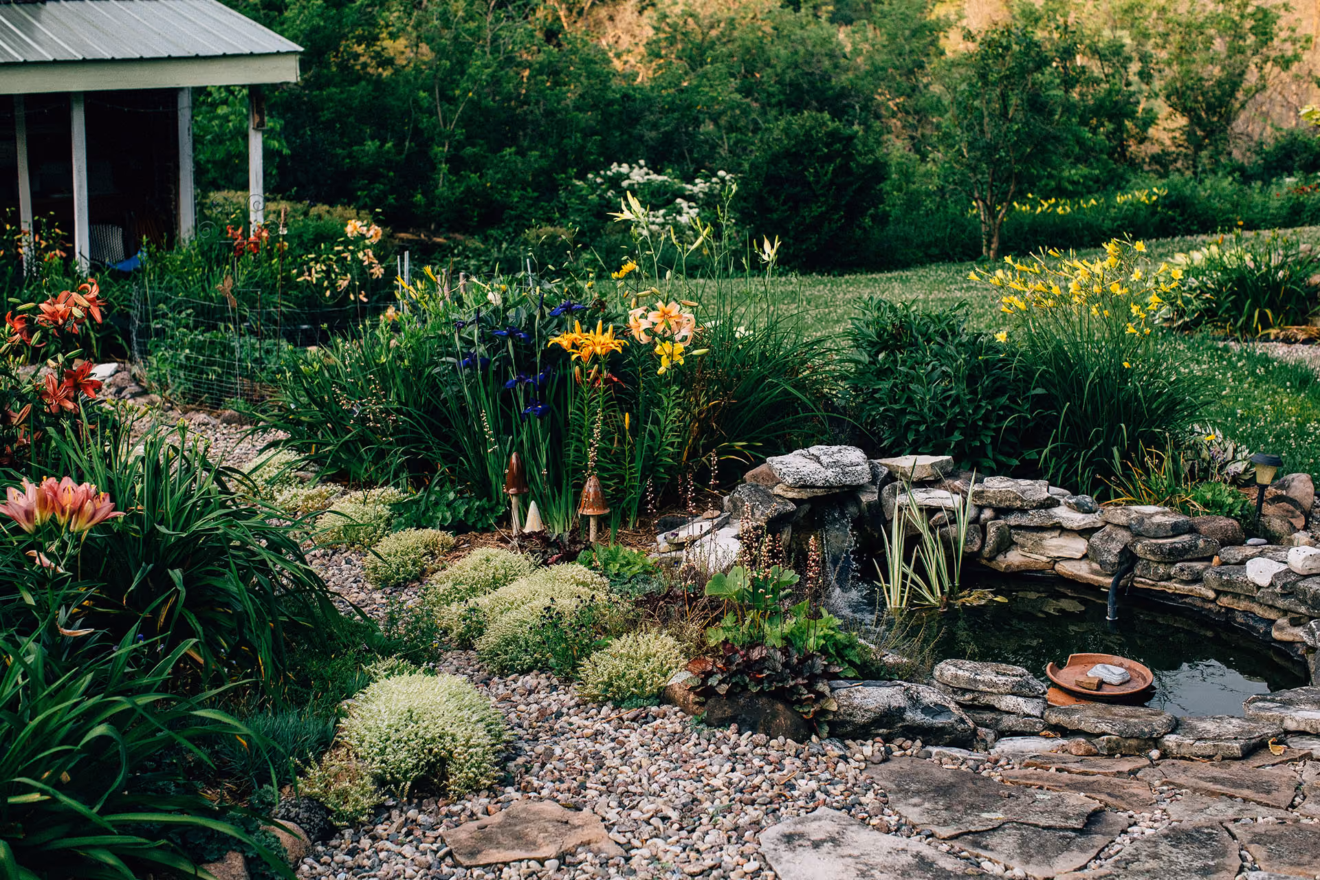 Custom water features near me by Modern Plant Creations
