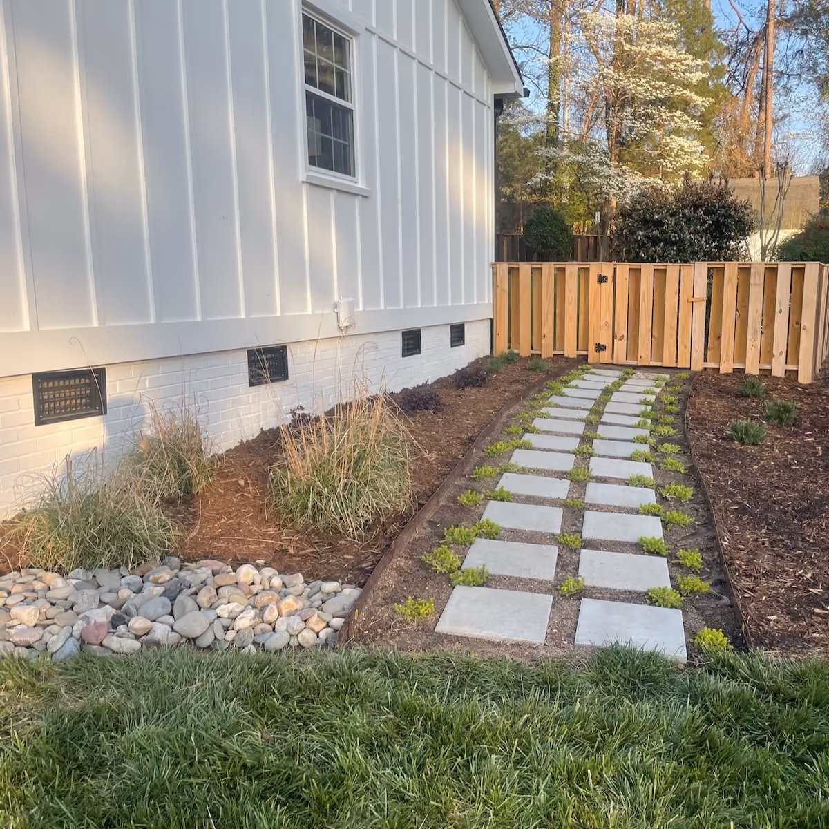 Professional patio installation near me by Modern Plant Creations
