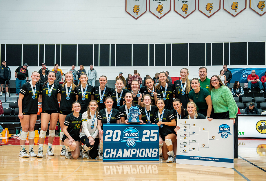 Wayne State women’s volleyball team celebrates its 2025 GLIAC championship.