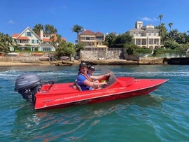 Speedboot vor den Villen von Point Piper