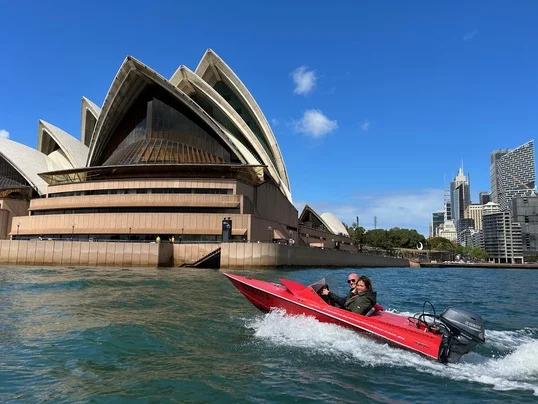 Highlights Tour – Speedboote auf dem Sydney Harbour