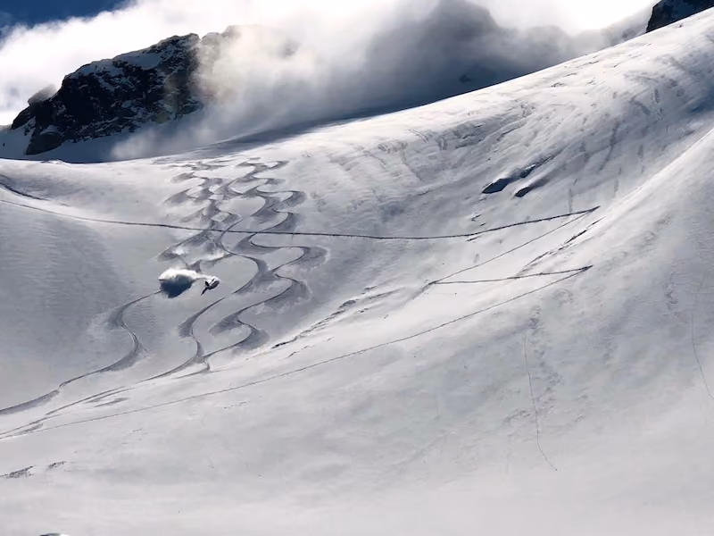 Women's ski mountaineering basecamp