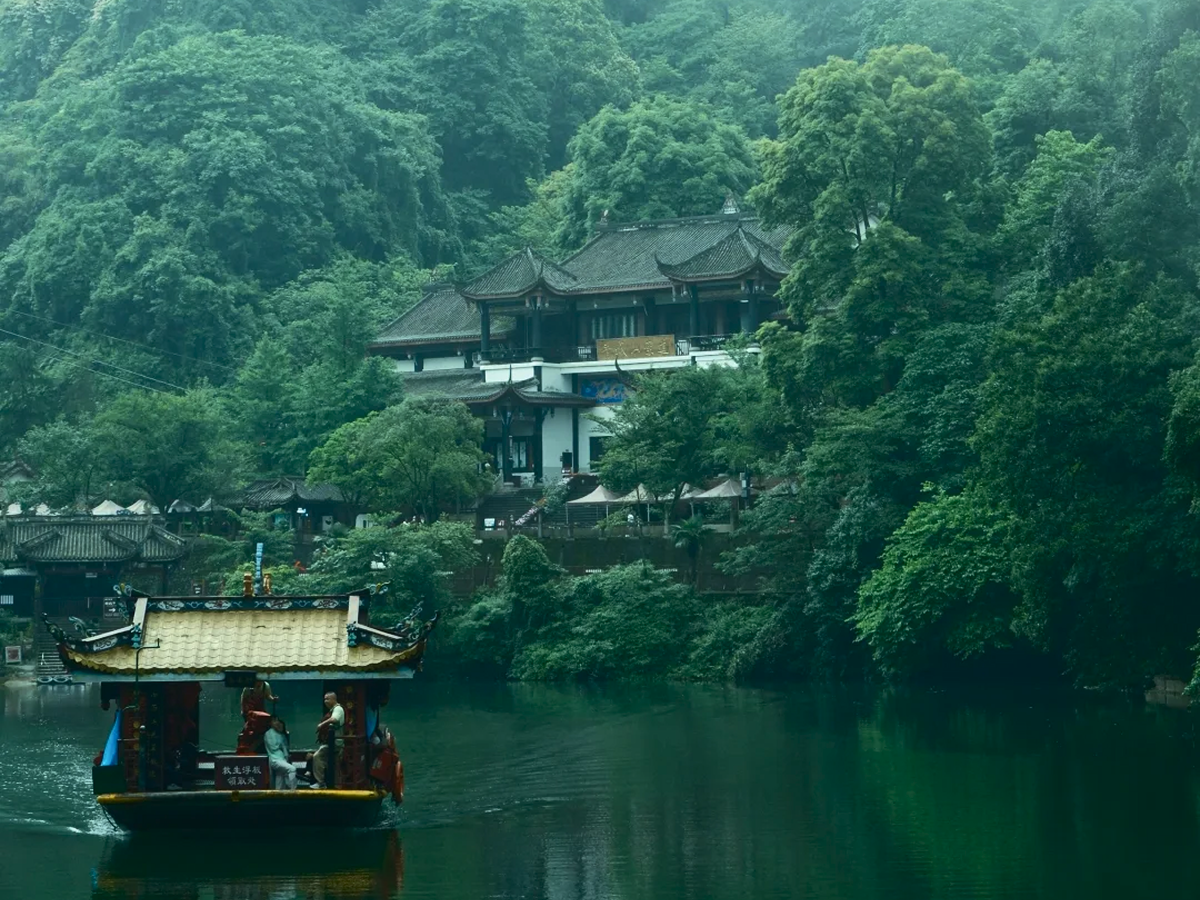 Qingcheng Mountain near Dujiangyan, Sichuan