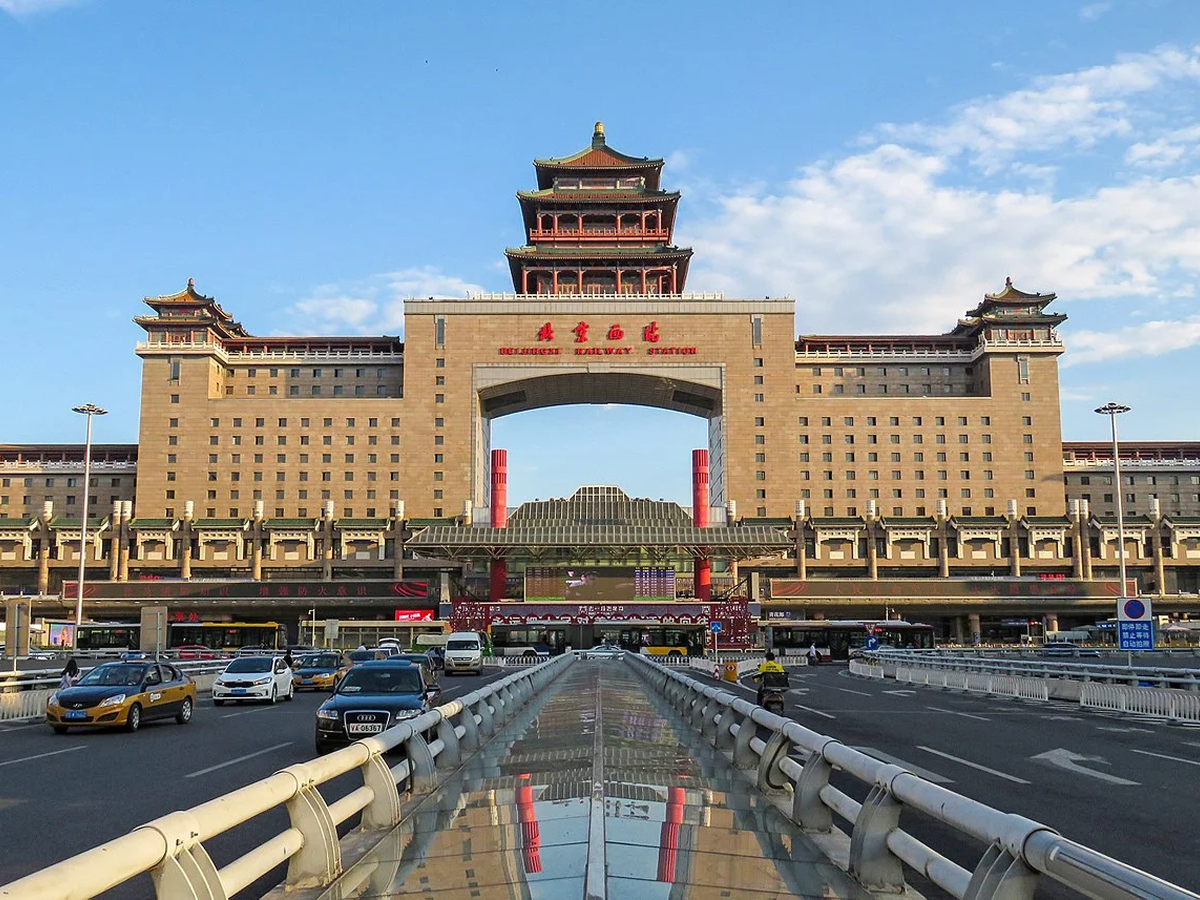 Beijing West Railway Station on the Beijing–Xi'an travel day