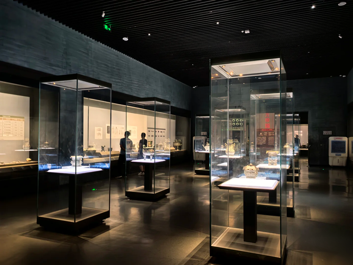 Exhibition hall of Shaanxi History Museum