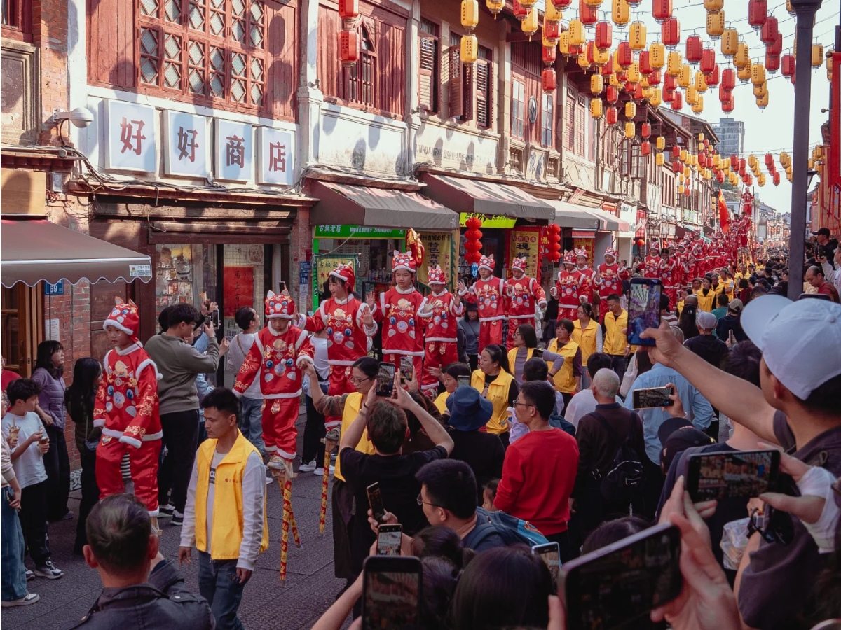 Spring Festival performance in Zhangzhou Ancient City