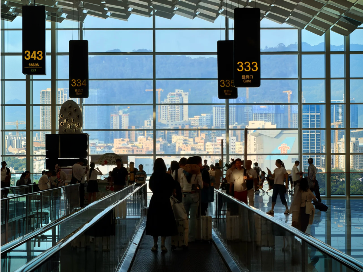 Customs in China: Border Declarations, Not Table Manners