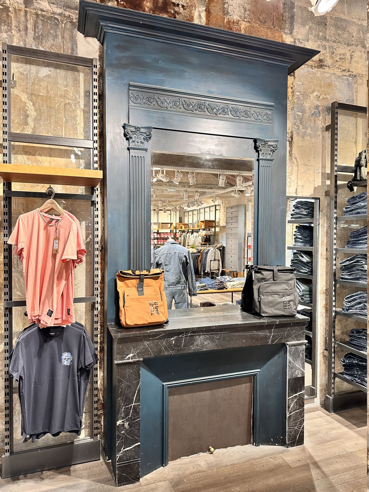 BLUE BOX - Bordeaux Sainte-Catherine