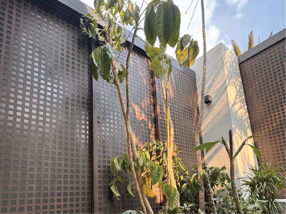 Erindi perforated screen detail