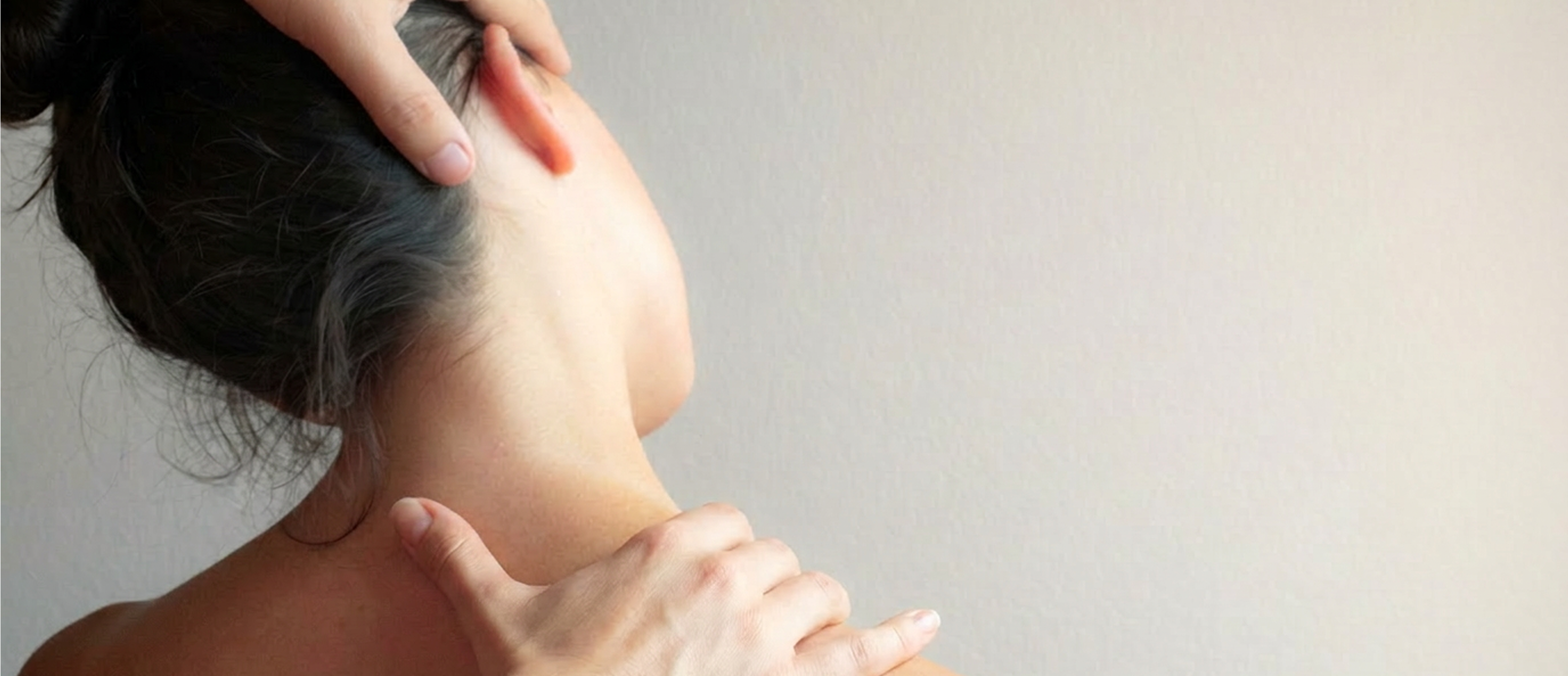 Physiotherapeutische Behandlung einer Patientin.
