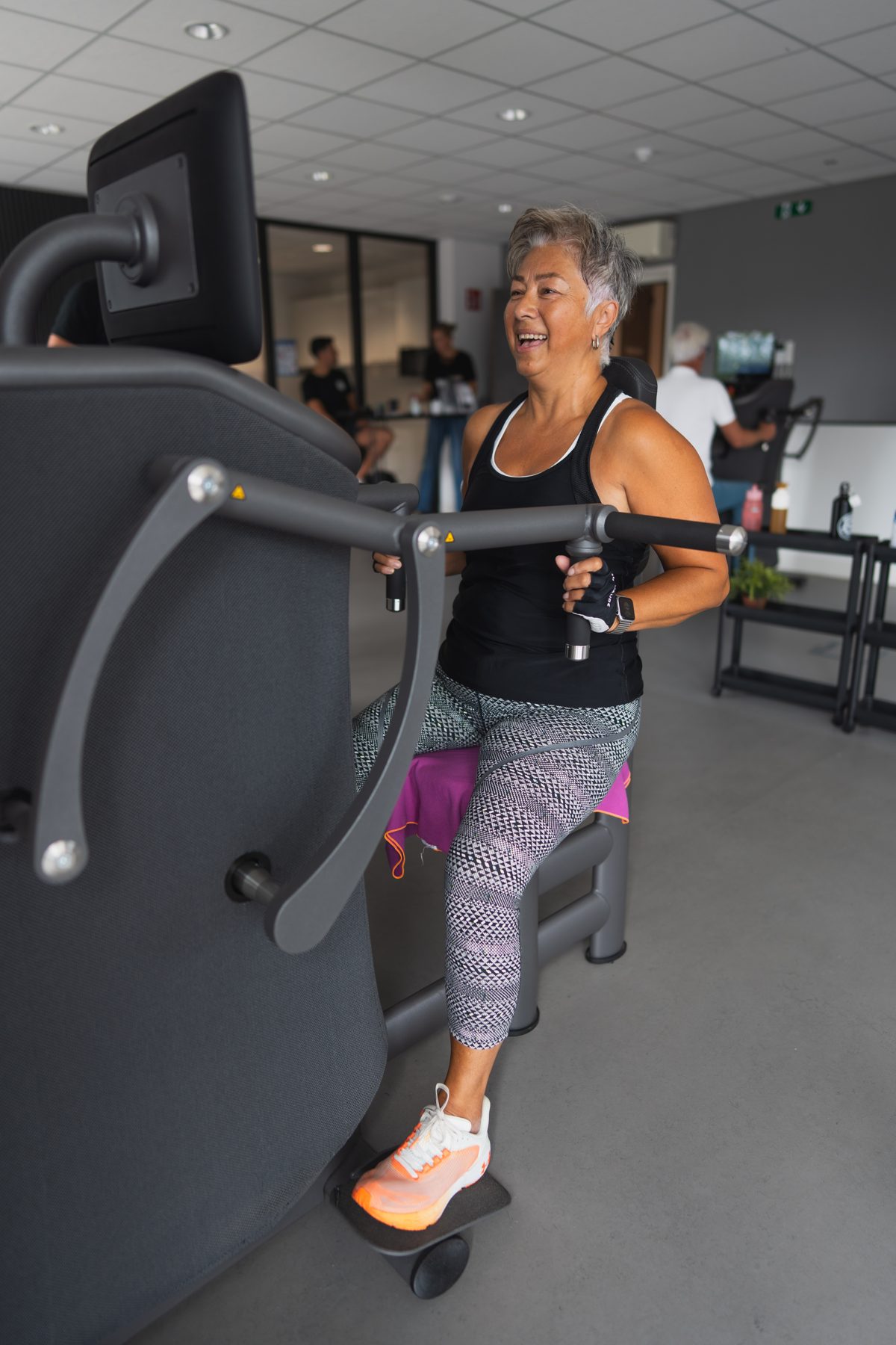 Lid traint met plezier op de EGYM