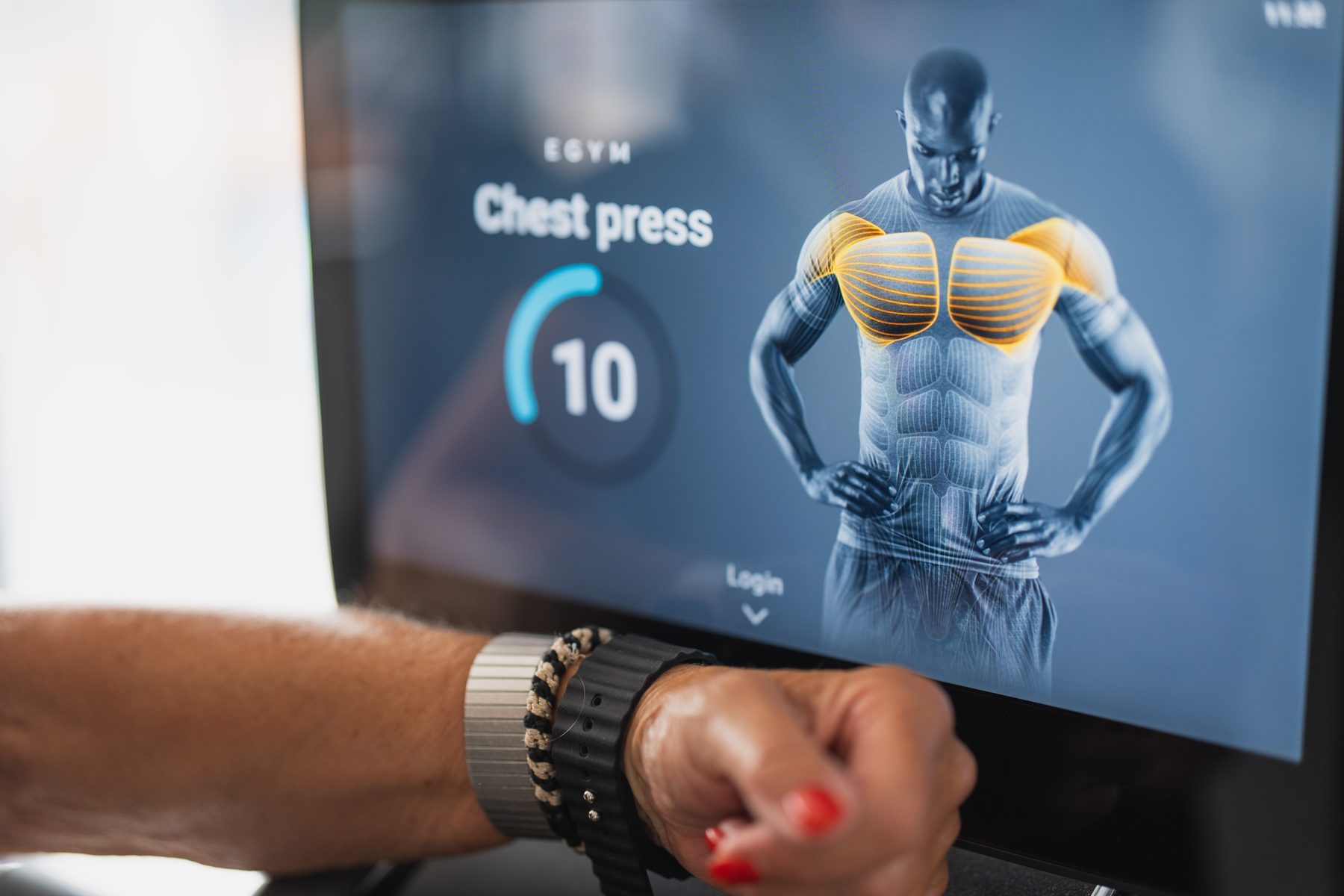 Meetbare training op EGYM-apparatuur bij Moventes