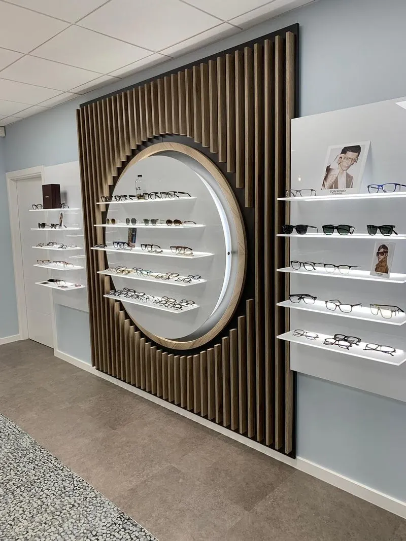 Skye Optometrists In Harpenden - Hakim Group
